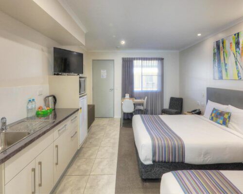 queensland-roma-central-motel-twin-room-new (3)